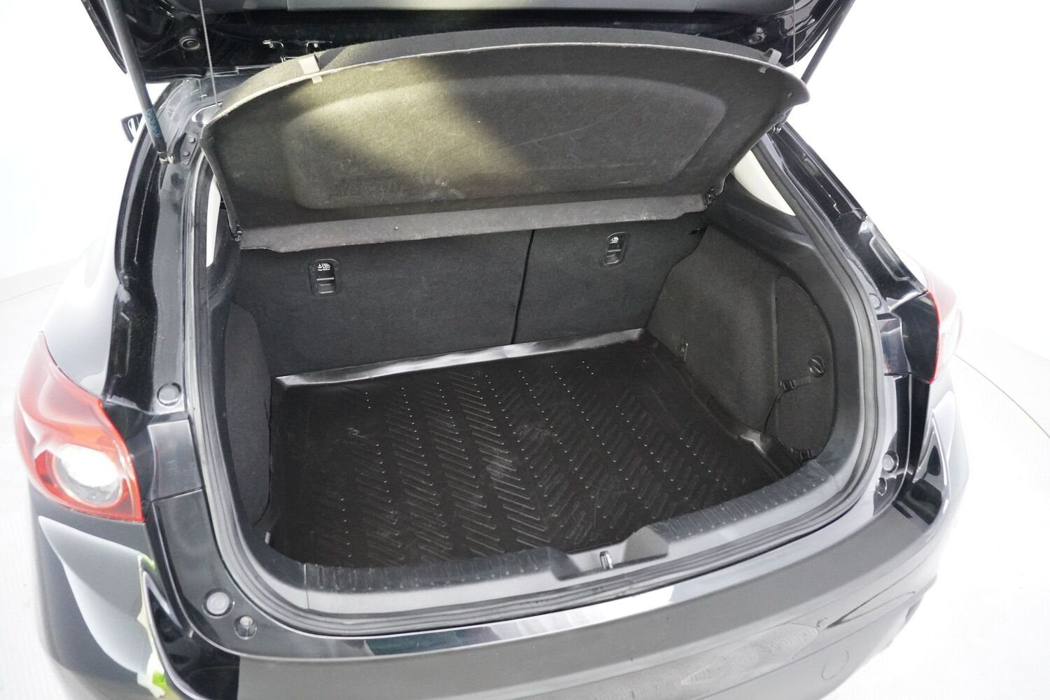 Mazda 3 vaihtoauto