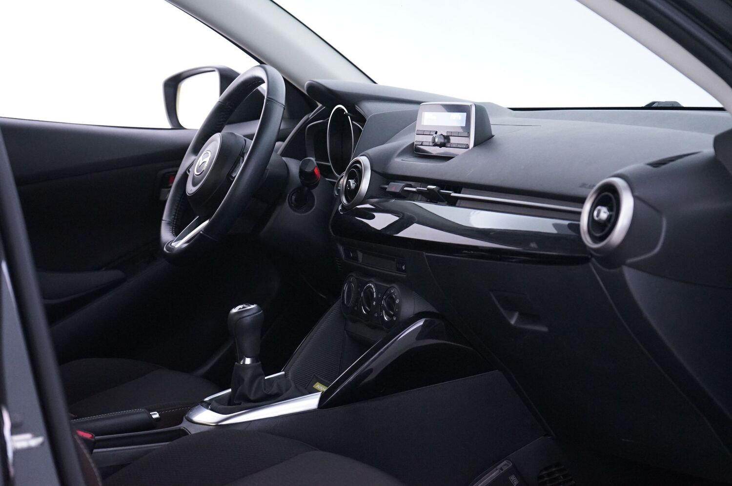 Mazda 2 vaihtoauto