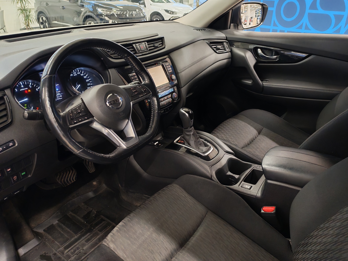 Nissan X-Trail vaihtoauto