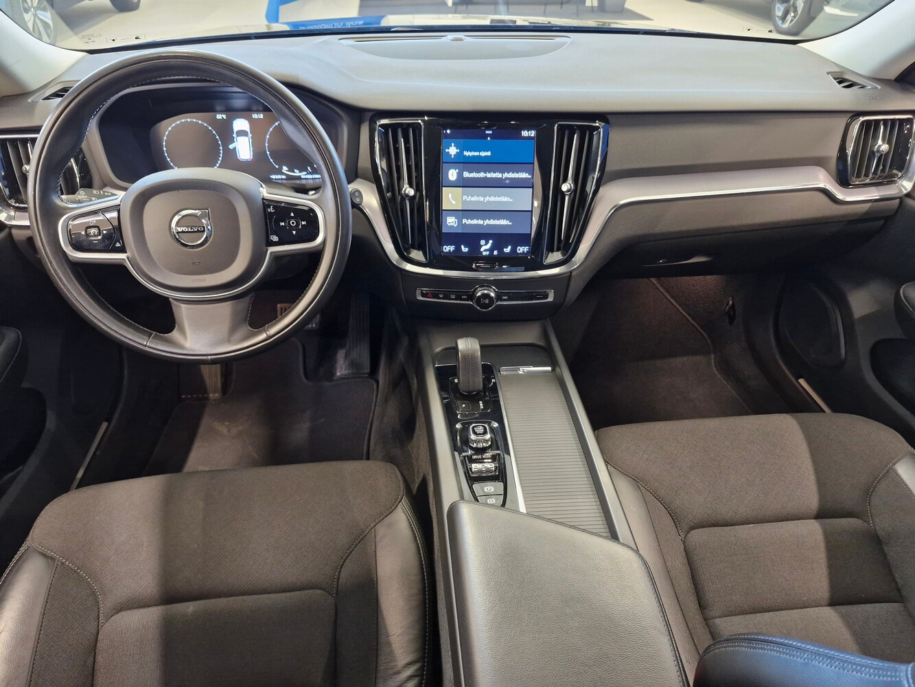 Volvo V60 vaihtoauto