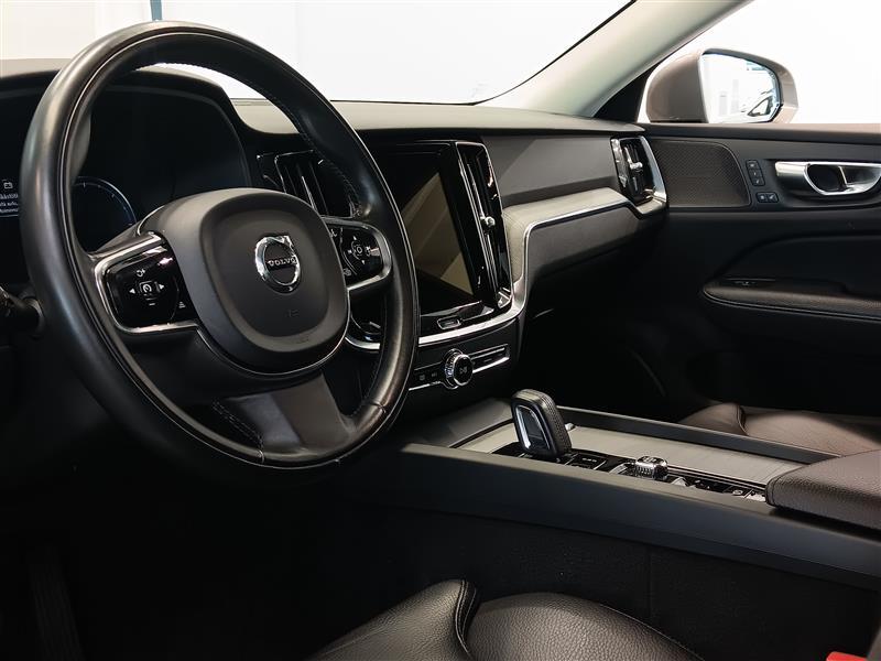 Volvo V60 Cross Country vaihtoauto