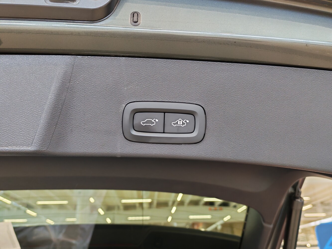 Volvo EX40 vaihtoauto