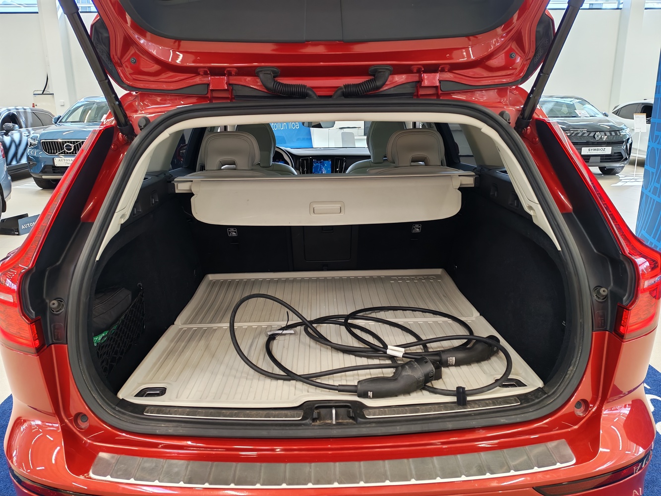 Volvo V60 vaihtoauto