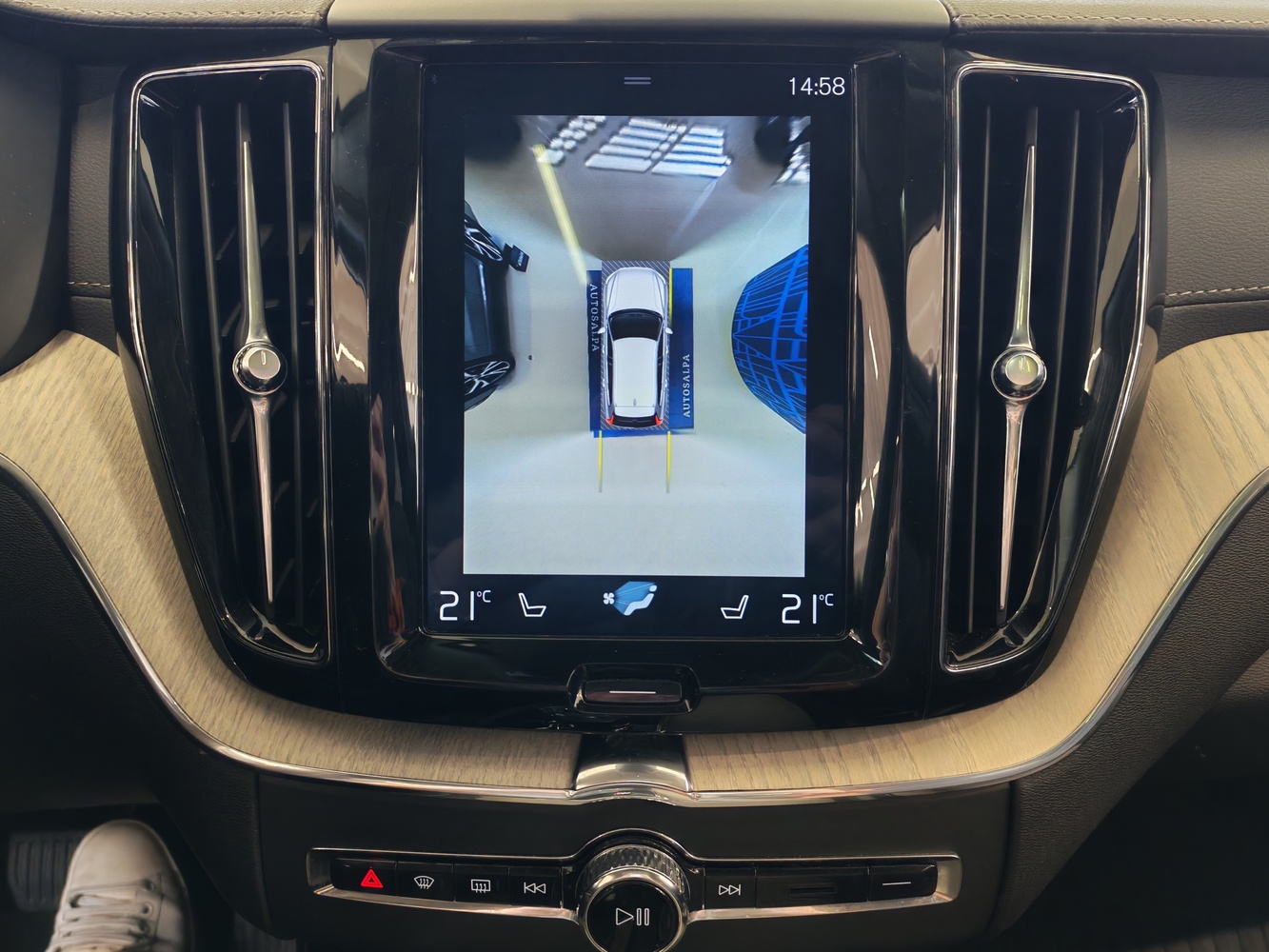 Volvo XC60 vaihtoauto