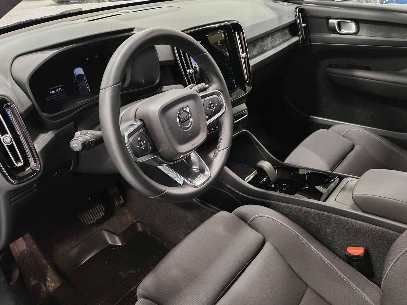 Volvo C40 vaihtoauto