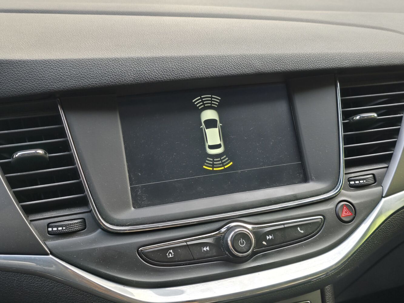 Opel Astra vaihtoauto