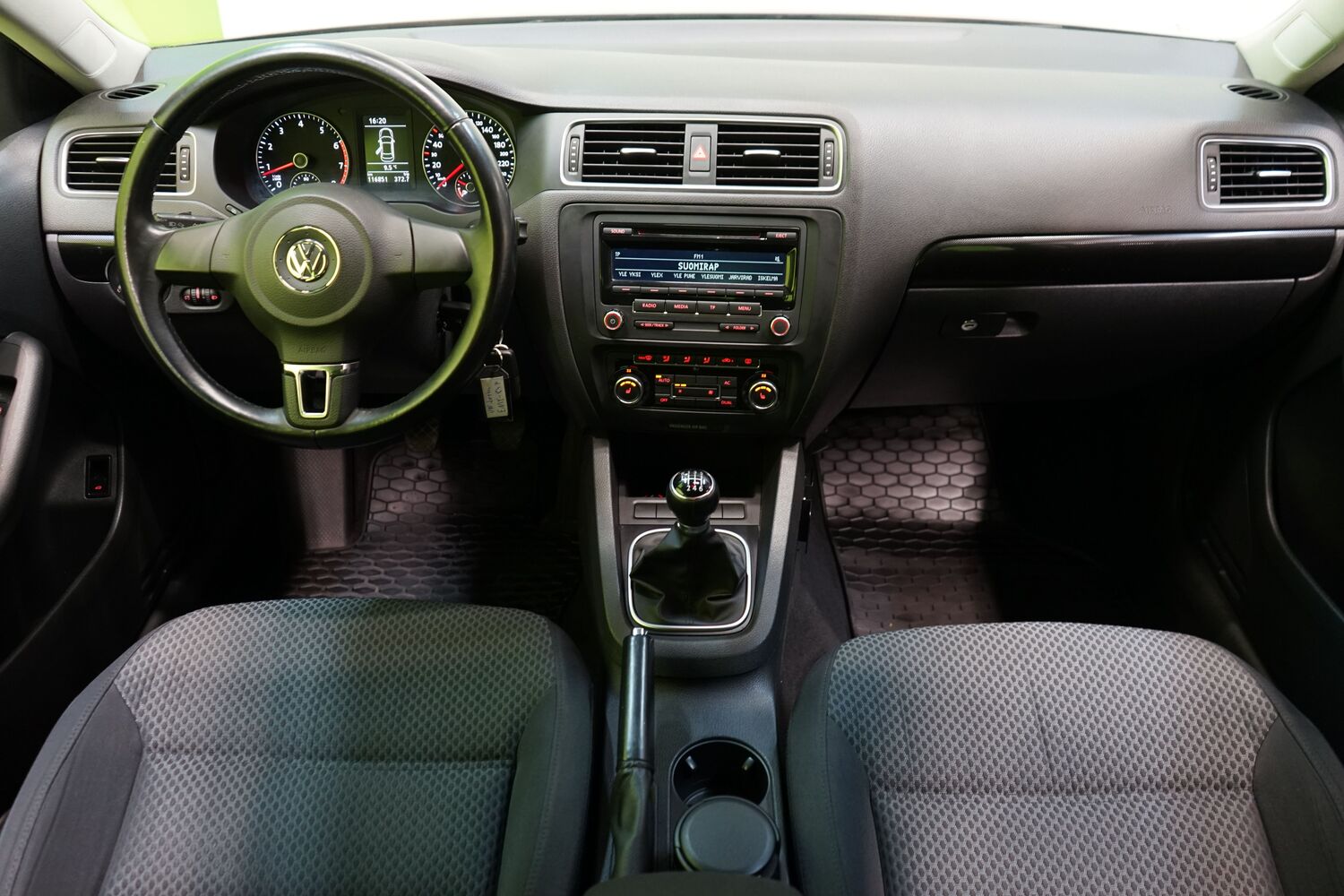 Volkswagen Jetta vaihtoauto