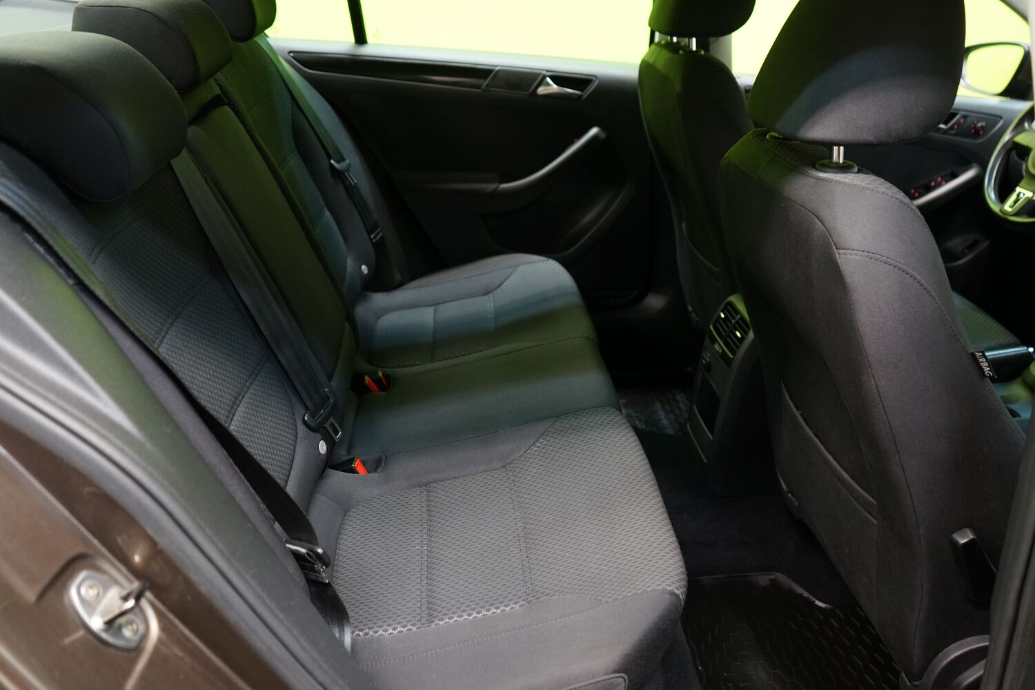 Volkswagen Jetta vaihtoauto