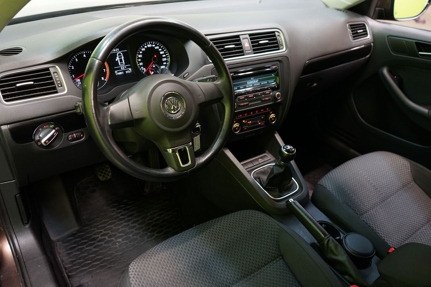 Volkswagen Jetta vaihtoauto