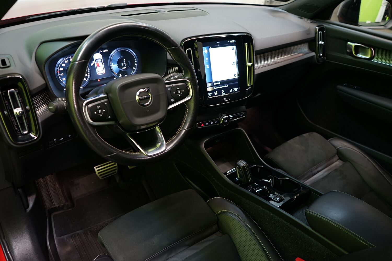 Volvo XC40 vaihtoauto