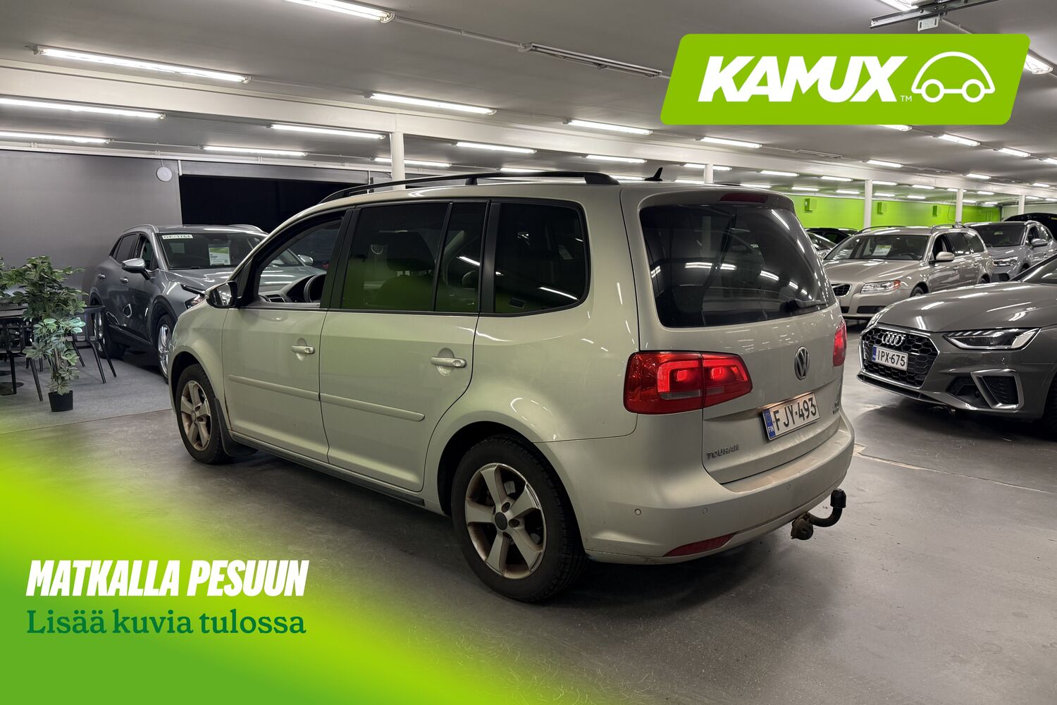 Volkswagen Touran vaihtoauto