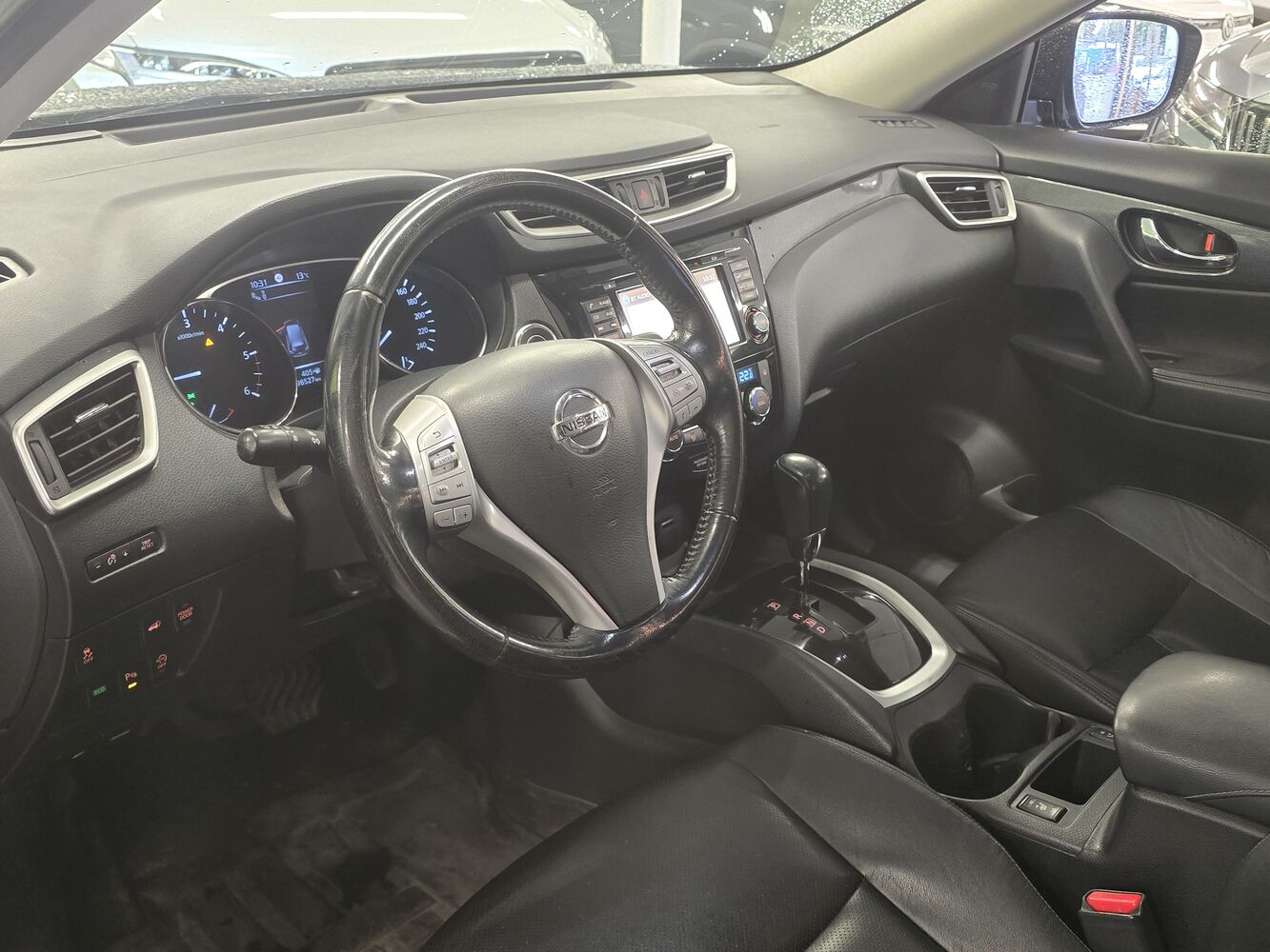 Nissan X-Trail vaihtoauto