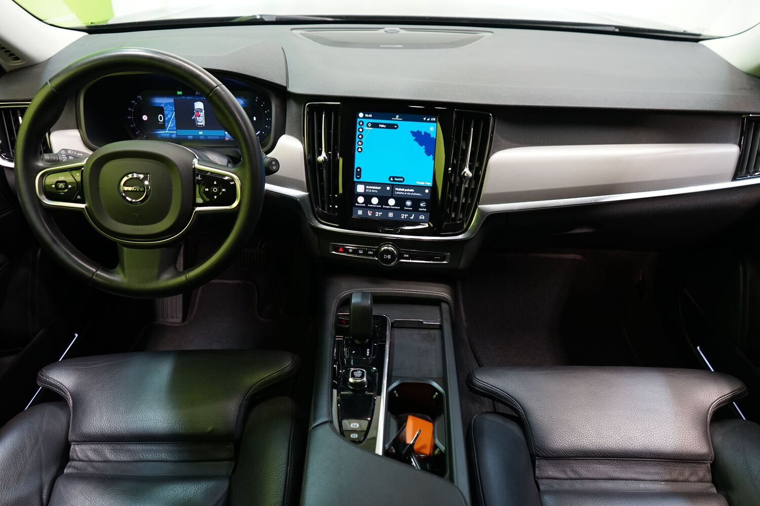 Volvo V90 Cross Country vaihtoauto