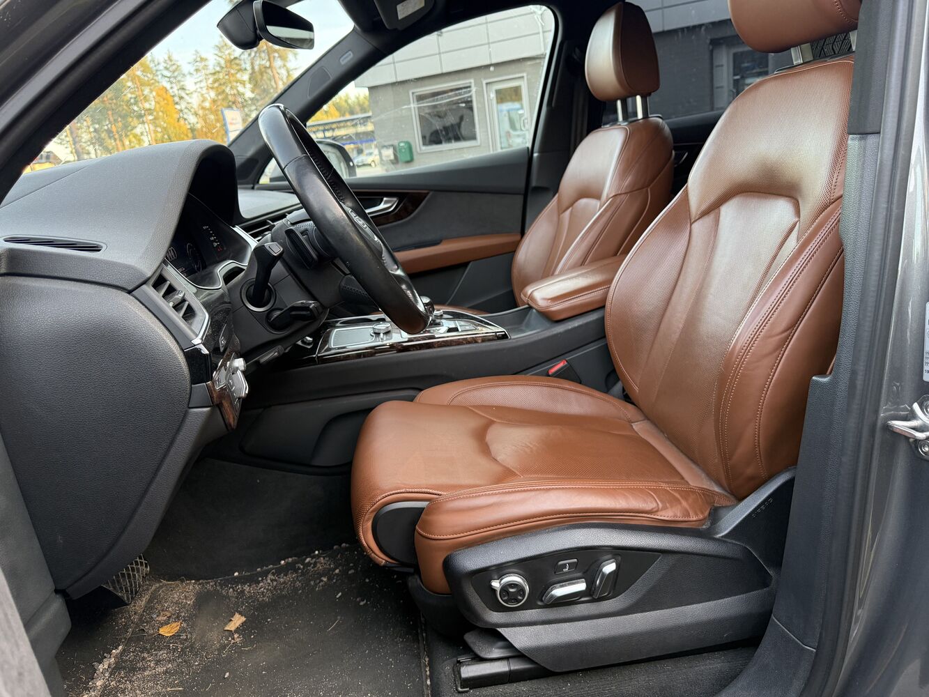 Audi Q7 vaihtoauto