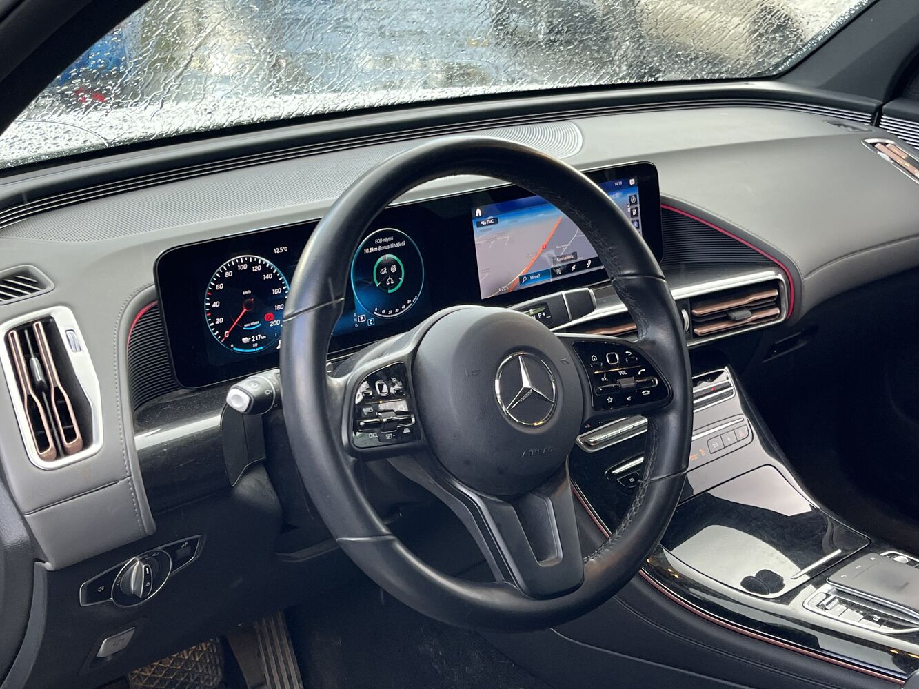 Mercedes-Benz EQC vaihtoauto