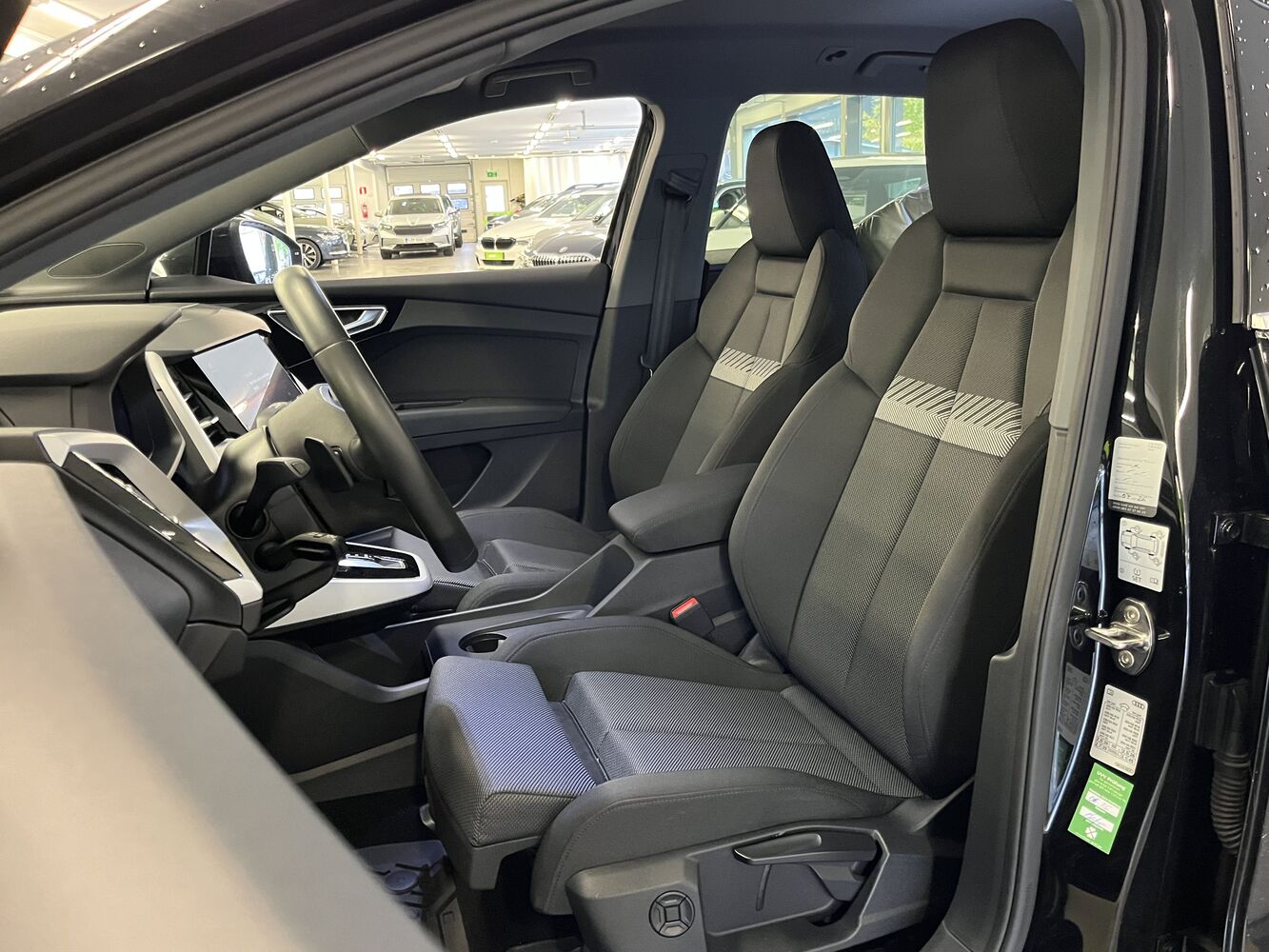 Audi Q4 e-tron vaihtoauto