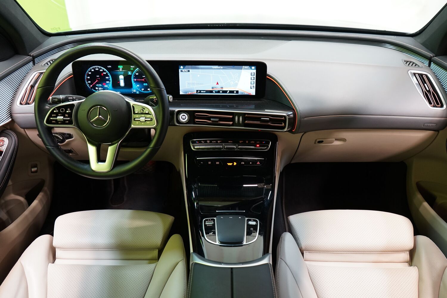 Mercedes-Benz EQC vaihtoauto