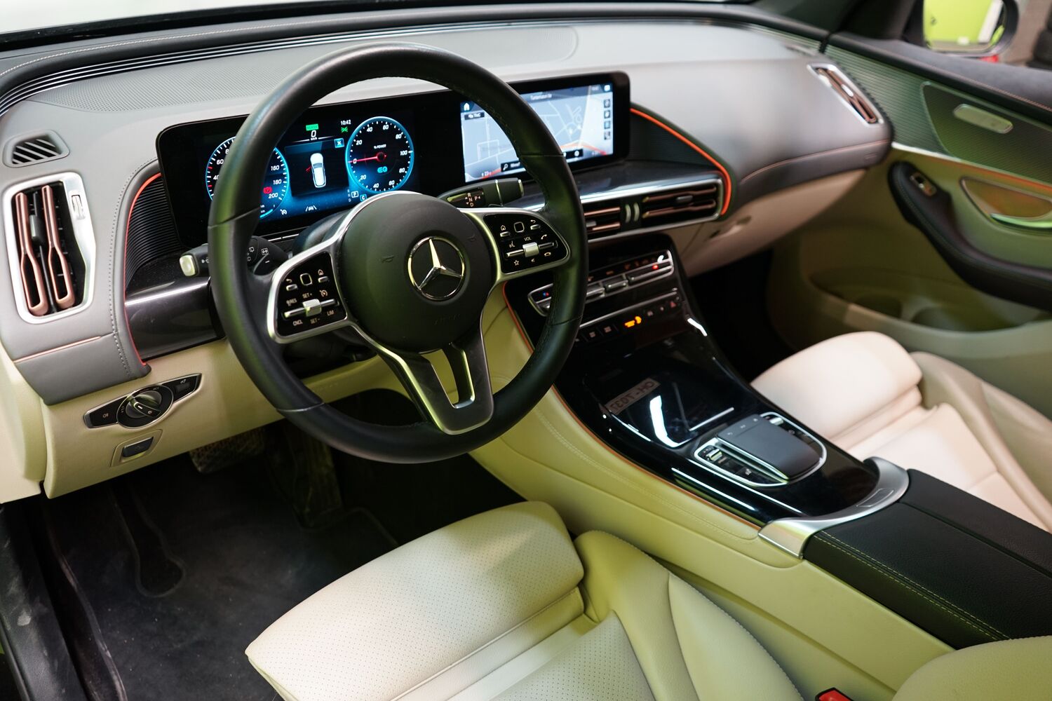 Mercedes-Benz EQC vaihtoauto