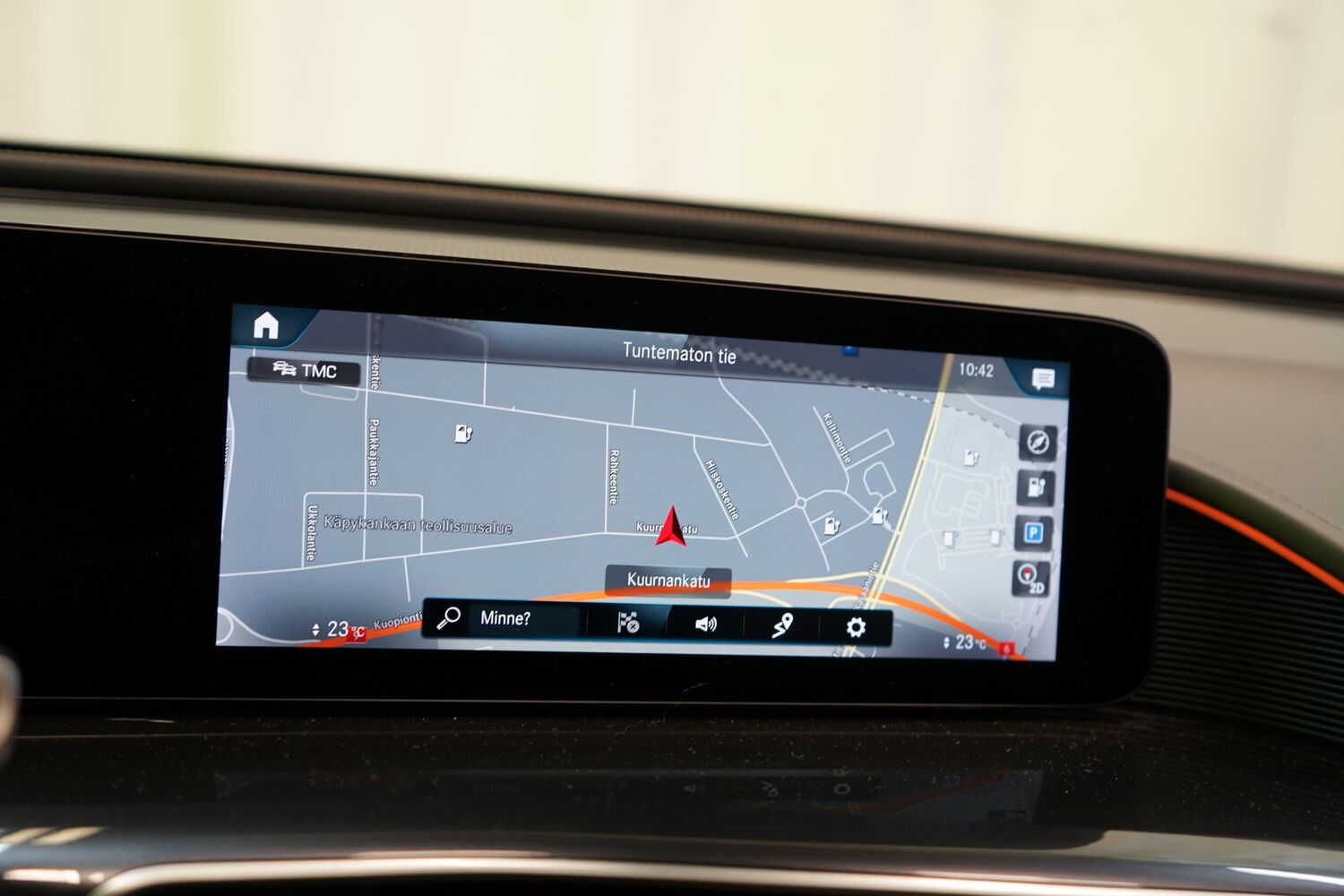 Mercedes-Benz EQC vaihtoauto