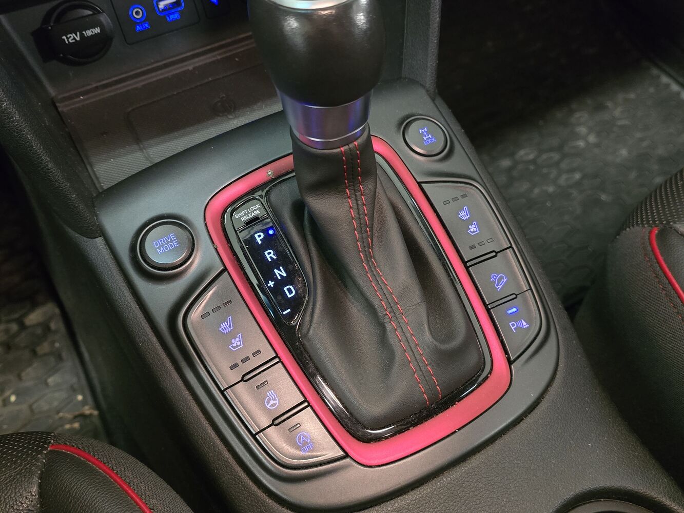 Hyundai Kona vaihtoauto