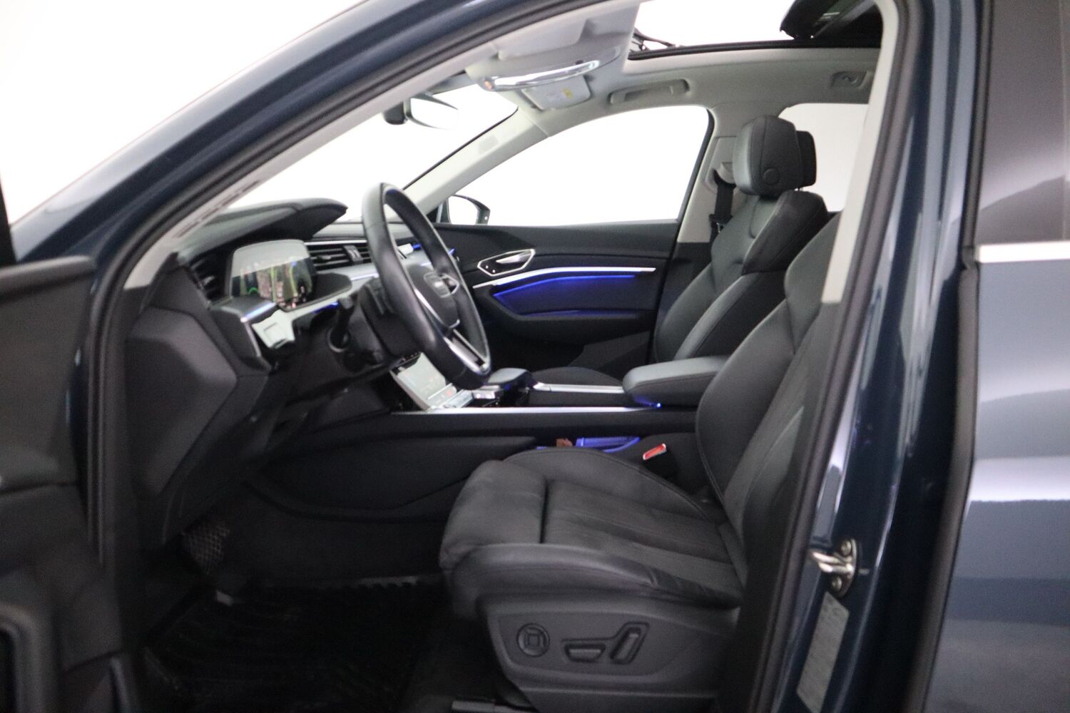 Audi Q8 e-tron vaihtoauto