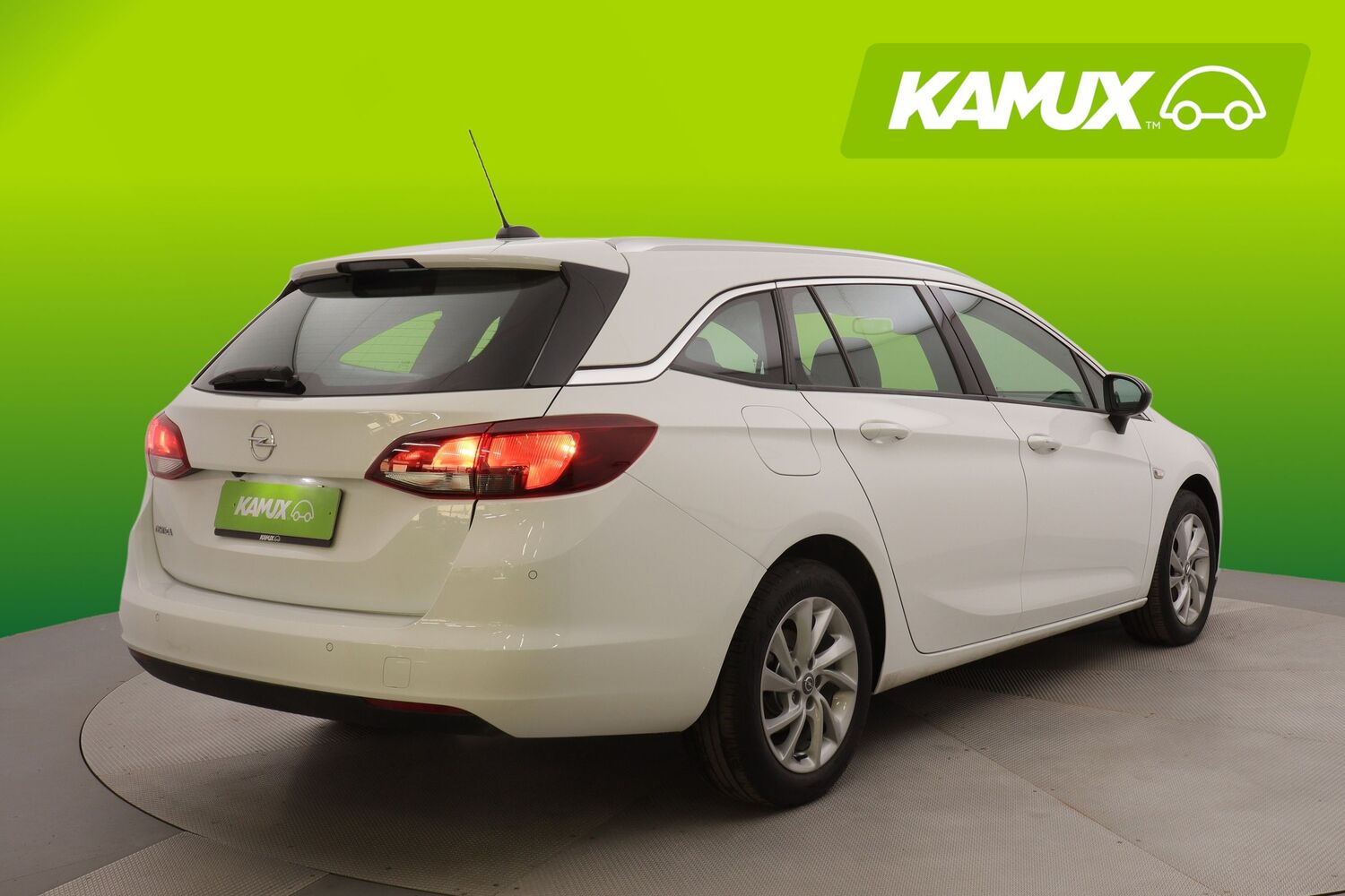 Opel Astra vaihtoauto