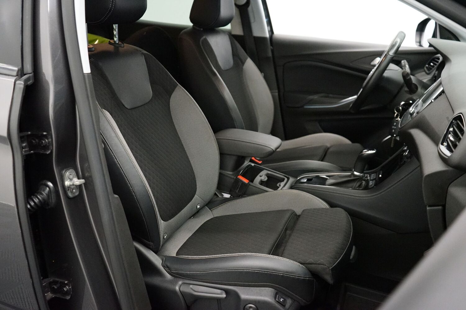 Opel Grandland X vaihtoauto