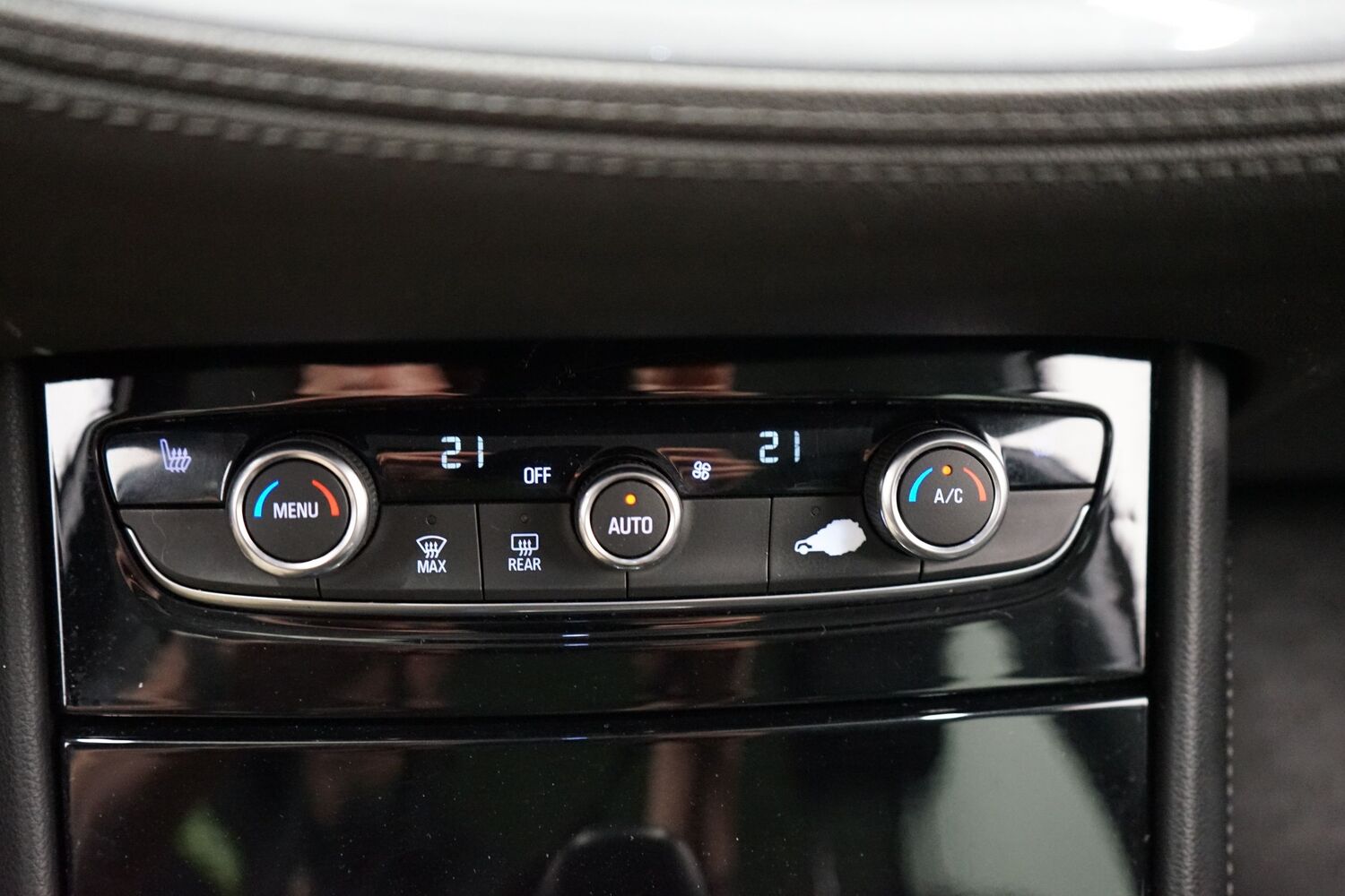 Opel Grandland X vaihtoauto