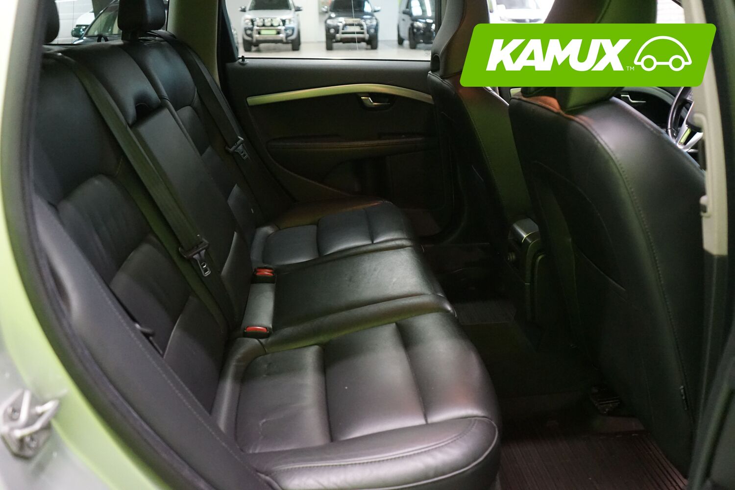 Volvo V70 vaihtoauto