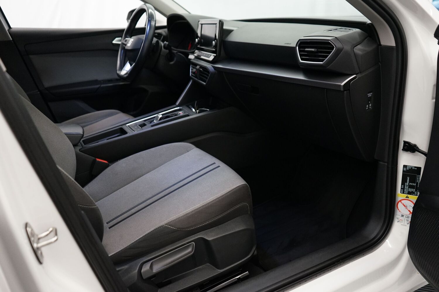 SEAT Leon Sportstourer vaihtoauto