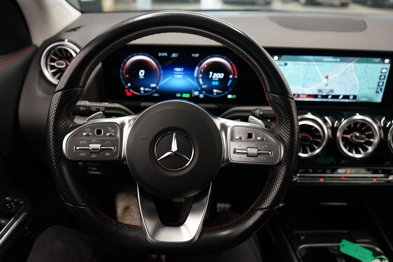 Mercedes-Benz GLA vaihtoauto