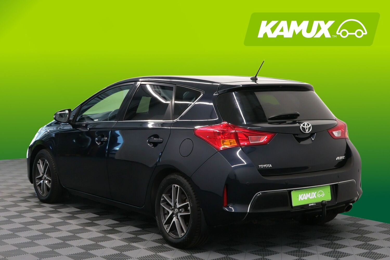 Toyota Auris vaihtoauto