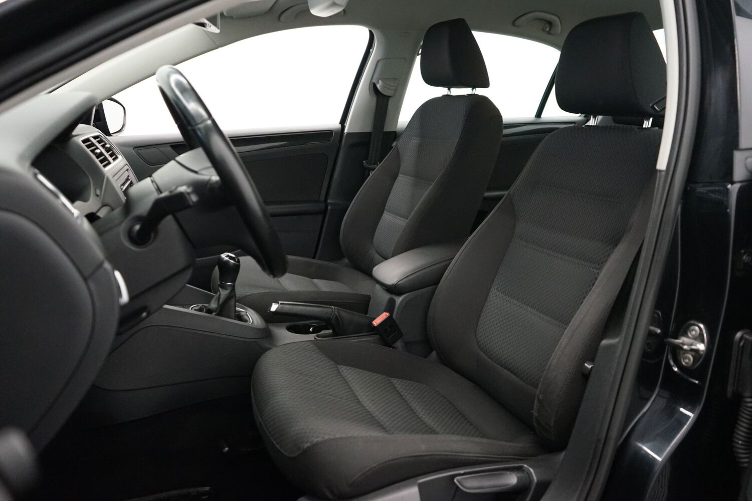 Volkswagen Jetta vaihtoauto