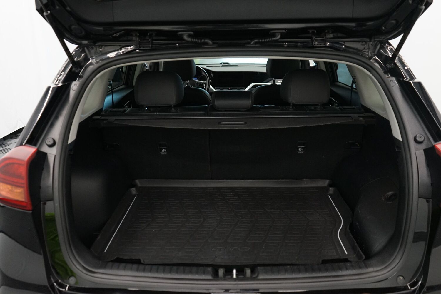 Kia Niro plug-in vaihtoauto