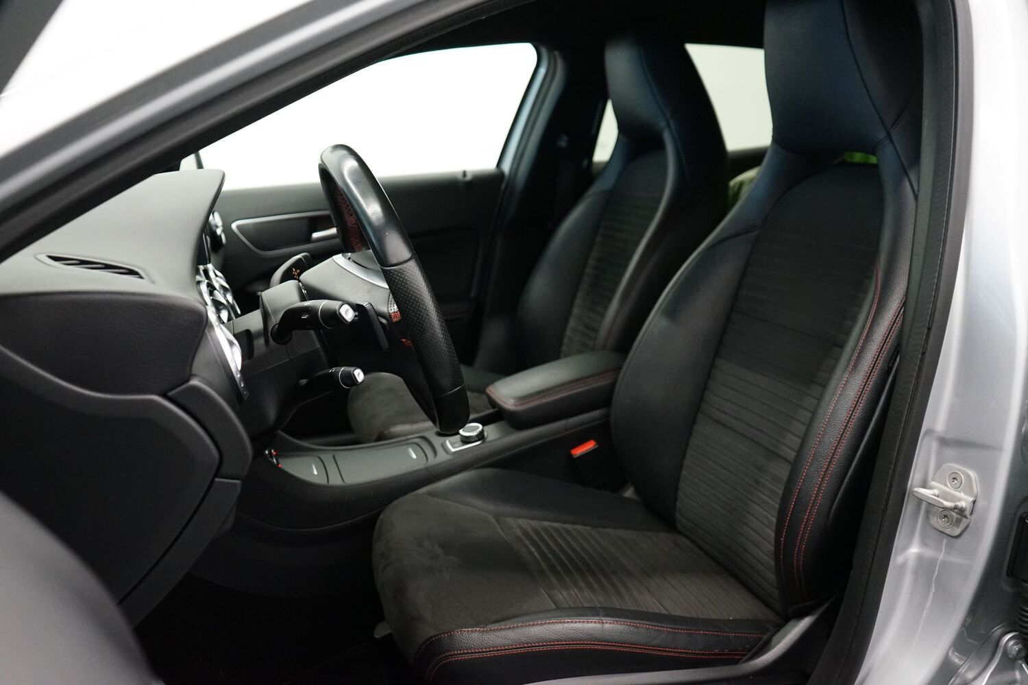 Mercedes-Benz GLA vaihtoauto