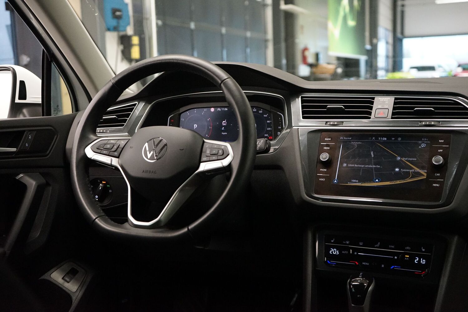 Volkswagen Tiguan vaihtoauto