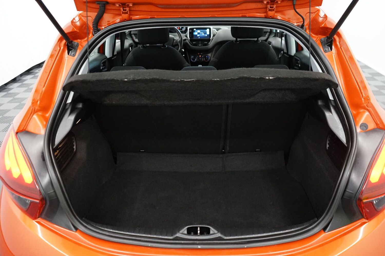 Peugeot 208 vaihtoauto
