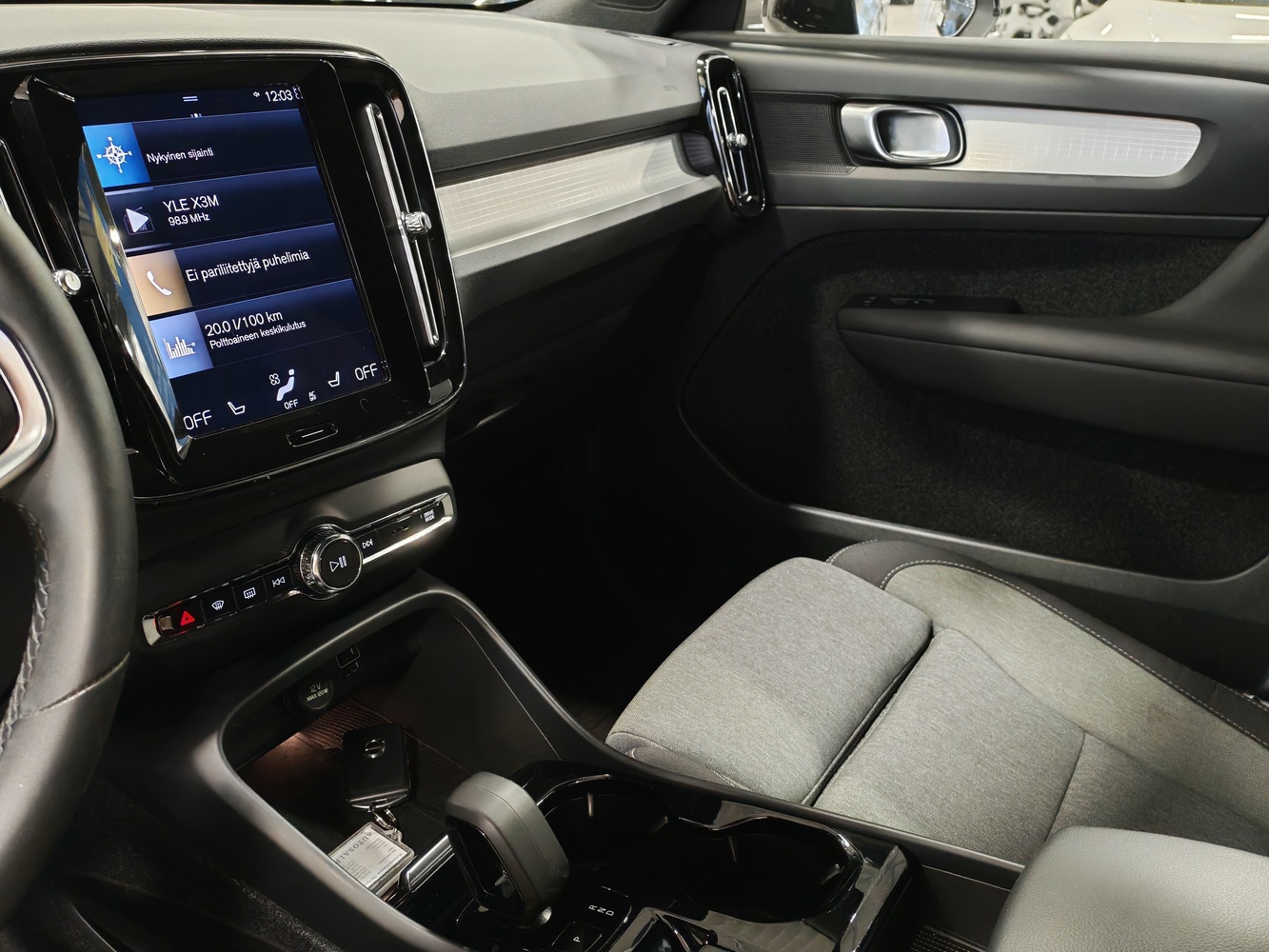 Volvo XC40 vaihtoauto