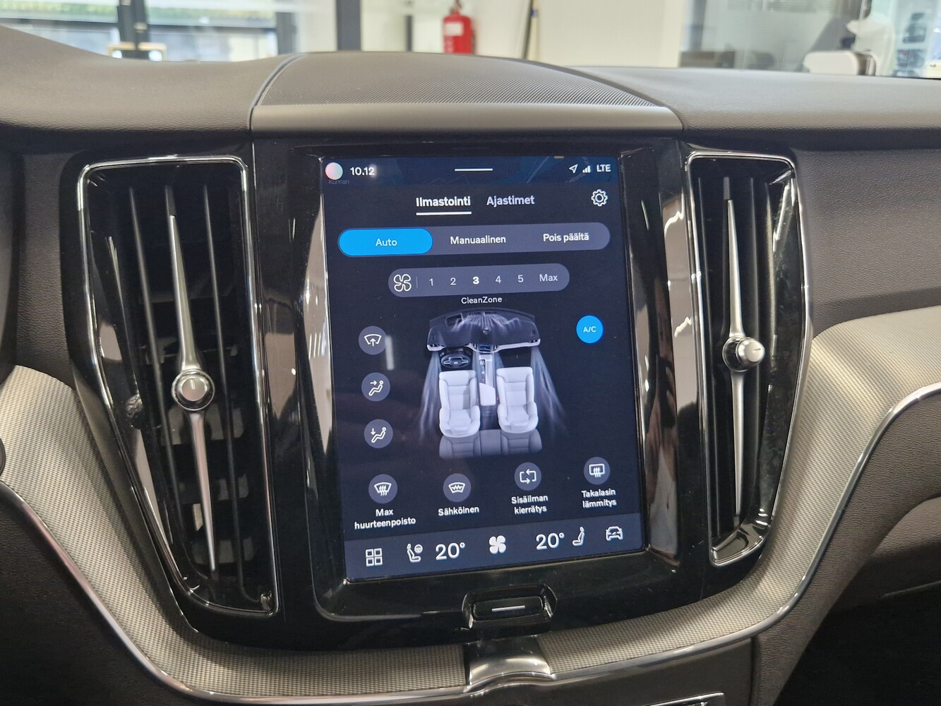 Volvo XC60 vaihtoauto