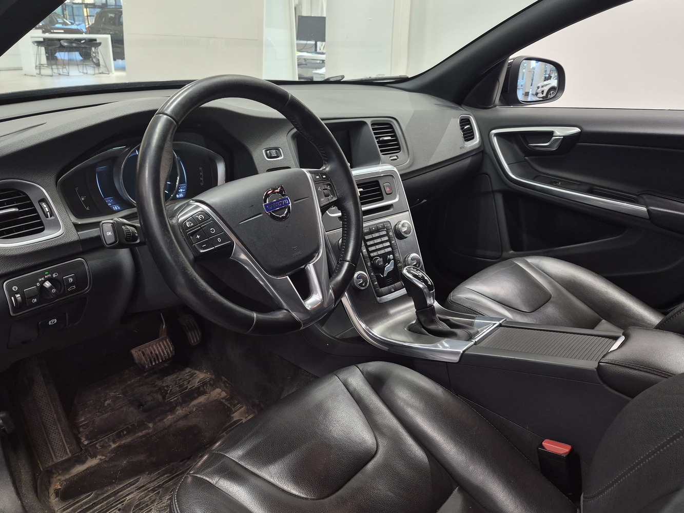 Volvo V60 vaihtoauto