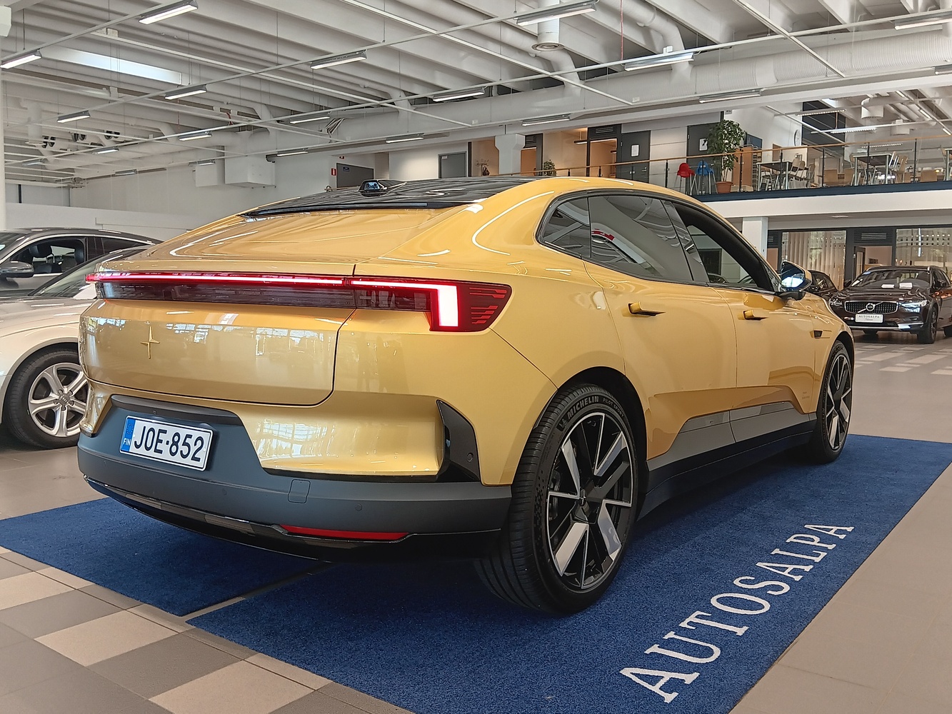 Polestar 4 vaihtoauto
