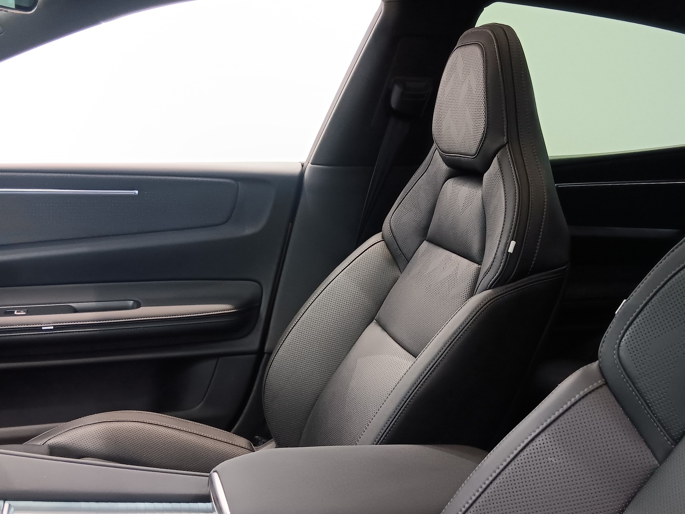 Polestar 4 vaihtoauto