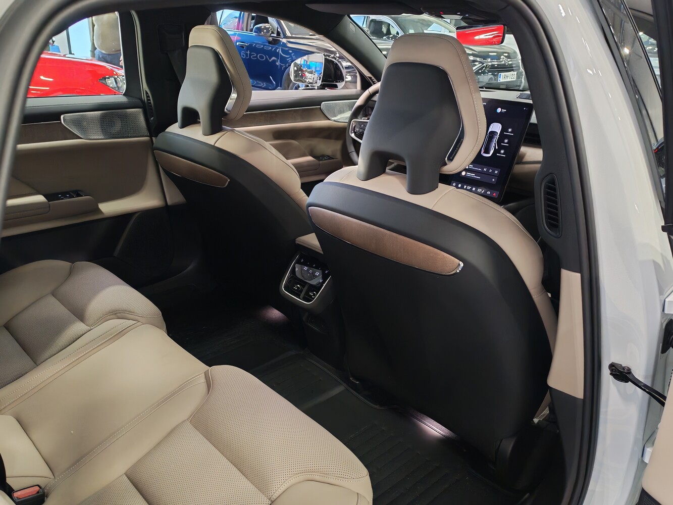 Volvo ES90 vaihtoauto