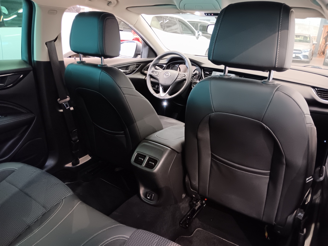 Opel Insignia vaihtoauto