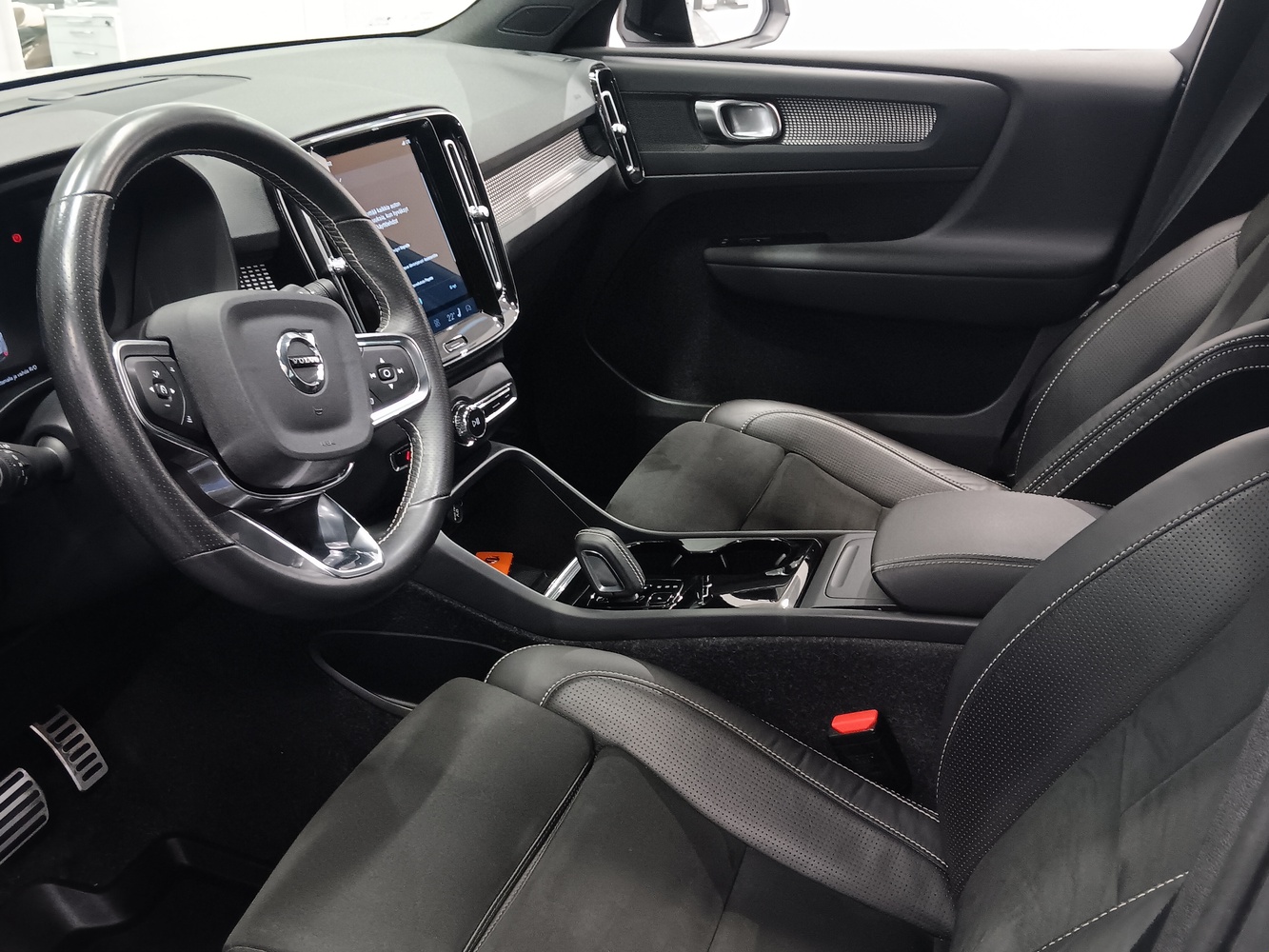 Volvo XC40 vaihtoauto