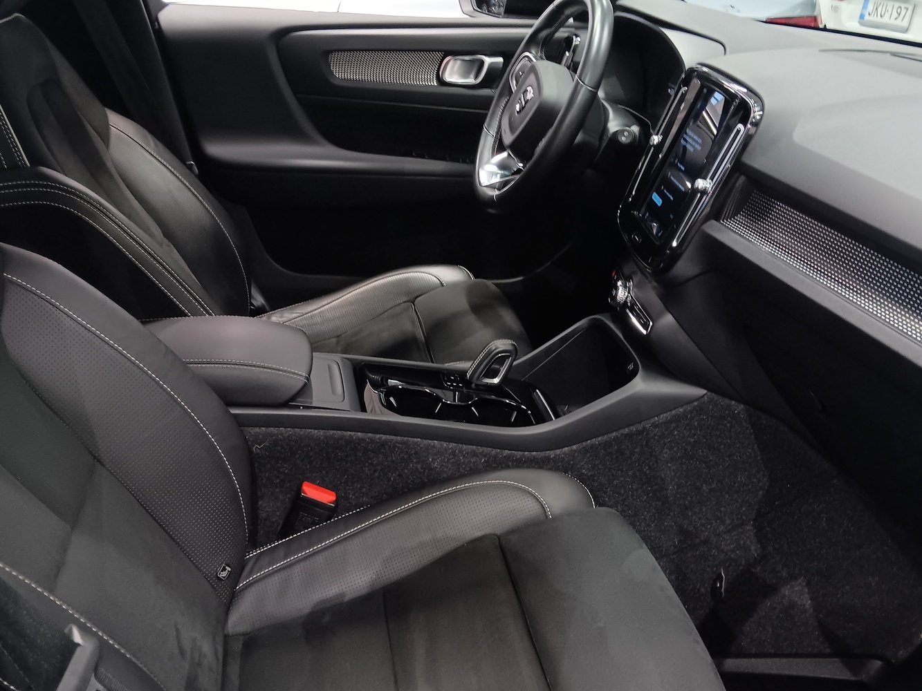 Volvo XC40 vaihtoauto