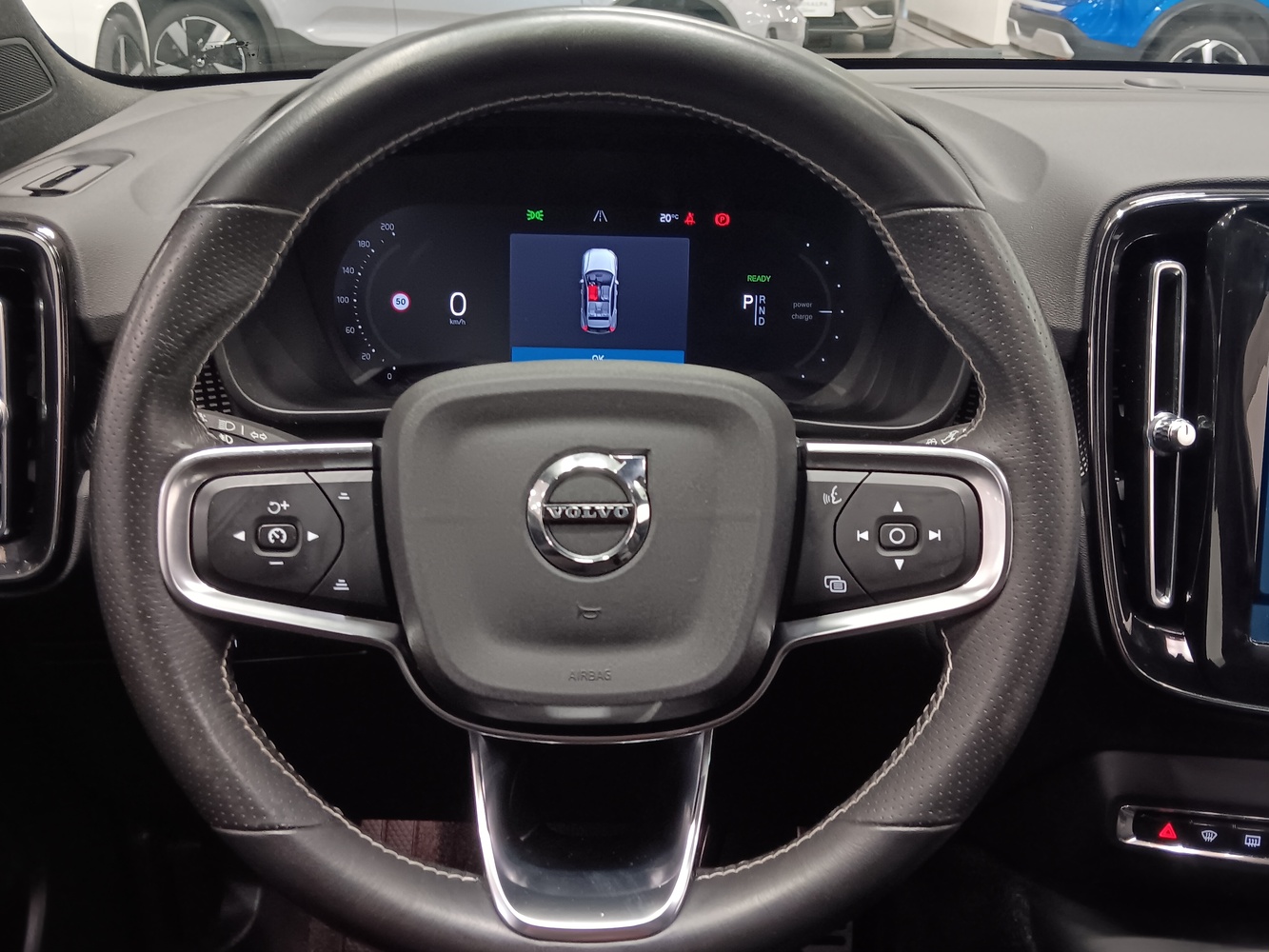 Volvo XC40 vaihtoauto