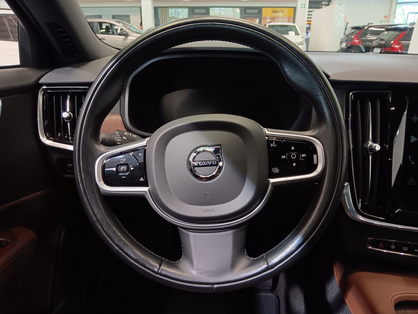Volvo V90 Cross Country vaihtoauto