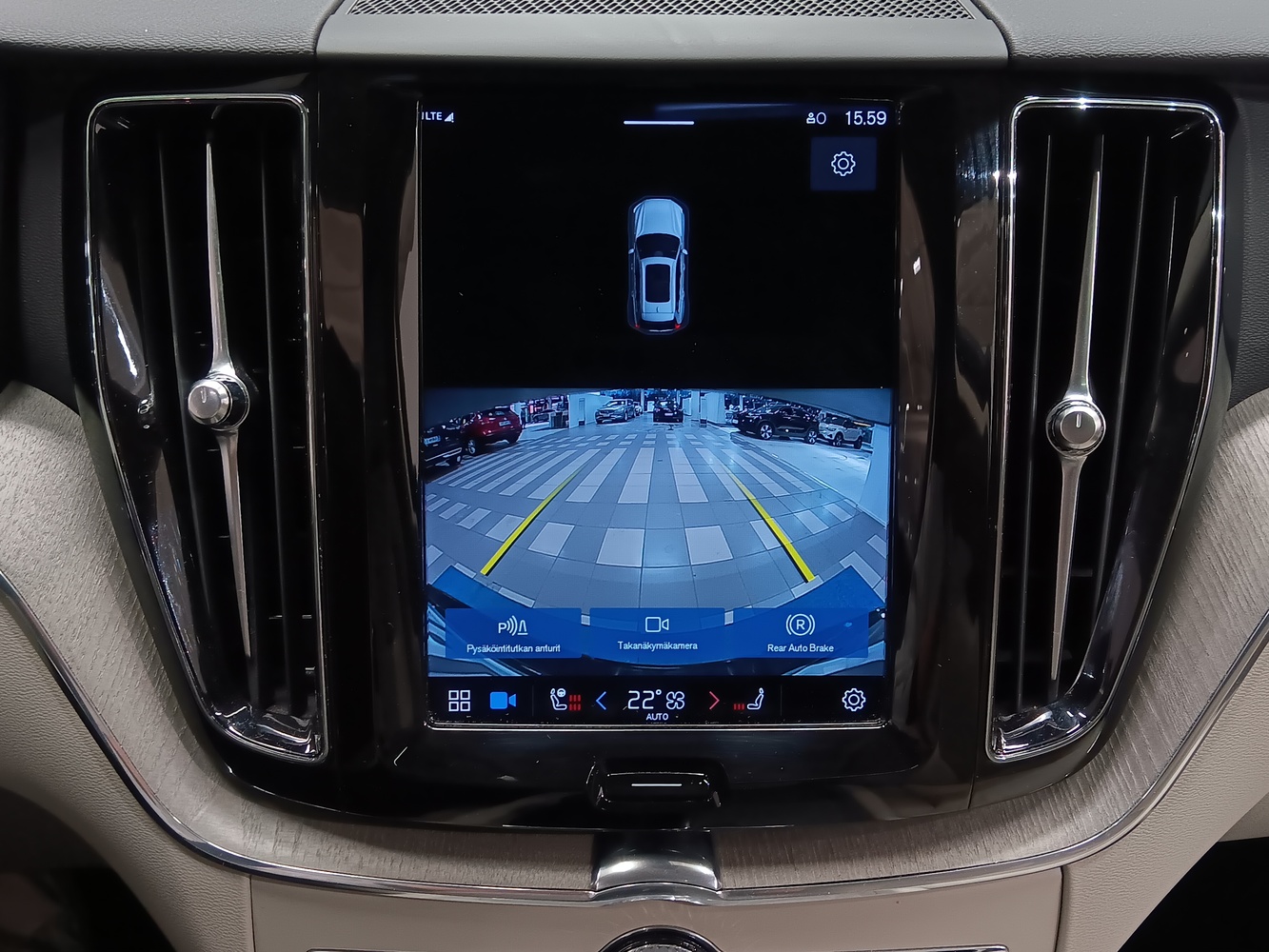 Volvo XC60 vaihtoauto