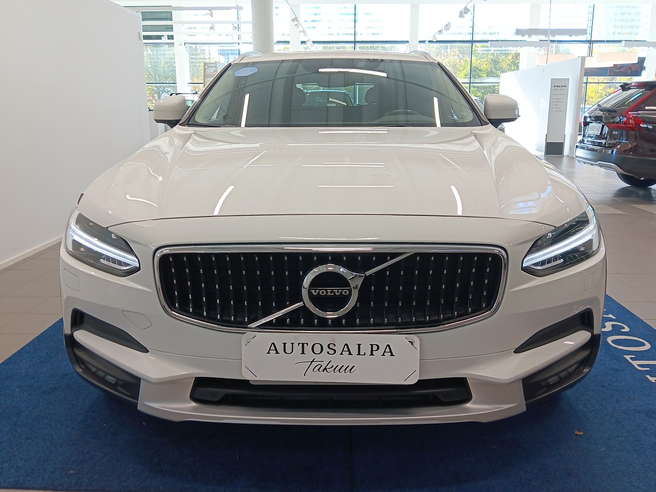 Volvo V90 Cross Country vaihtoauto